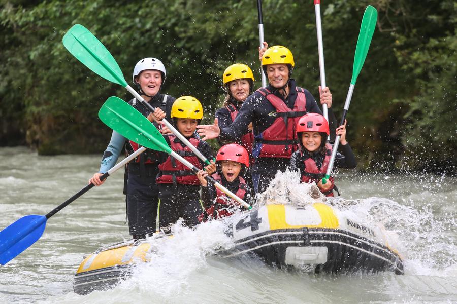 Activités d'eaux vives en famille avec Session Raft_Passy