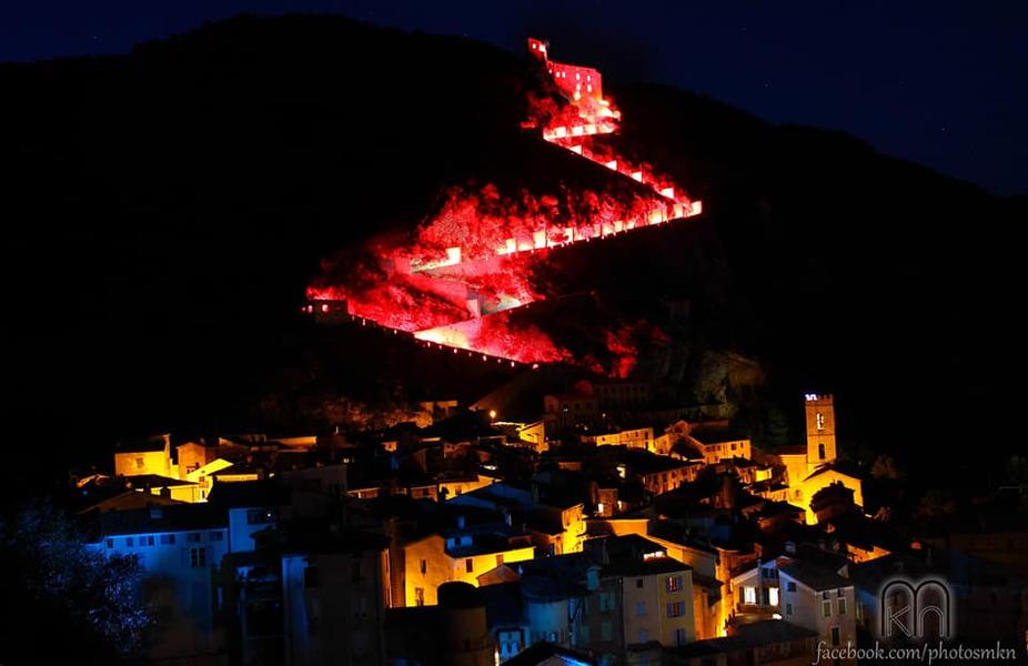Montée aux flambeaux et embrasement de la Citadelle