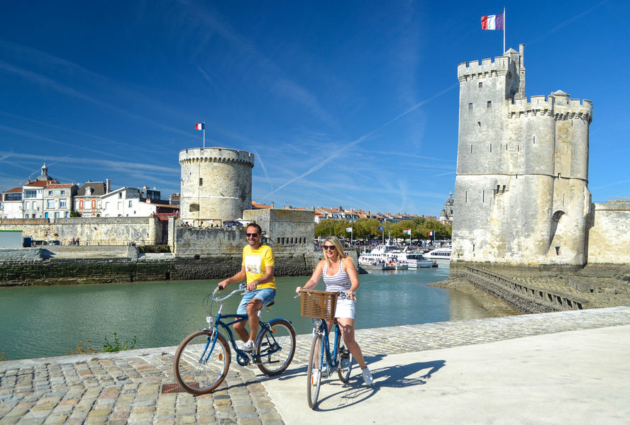 CYCLING TOUR