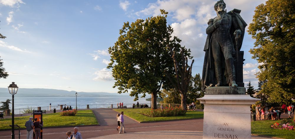 Photo statue Général Dessaix
