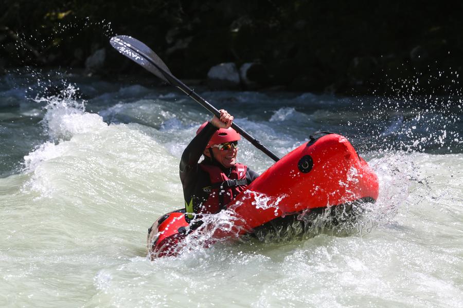 Activités d'eaux vives en famille avec Session Raft_Passy