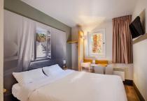 B&amp;B Hôtel - Villeneuve-Loubet Plage