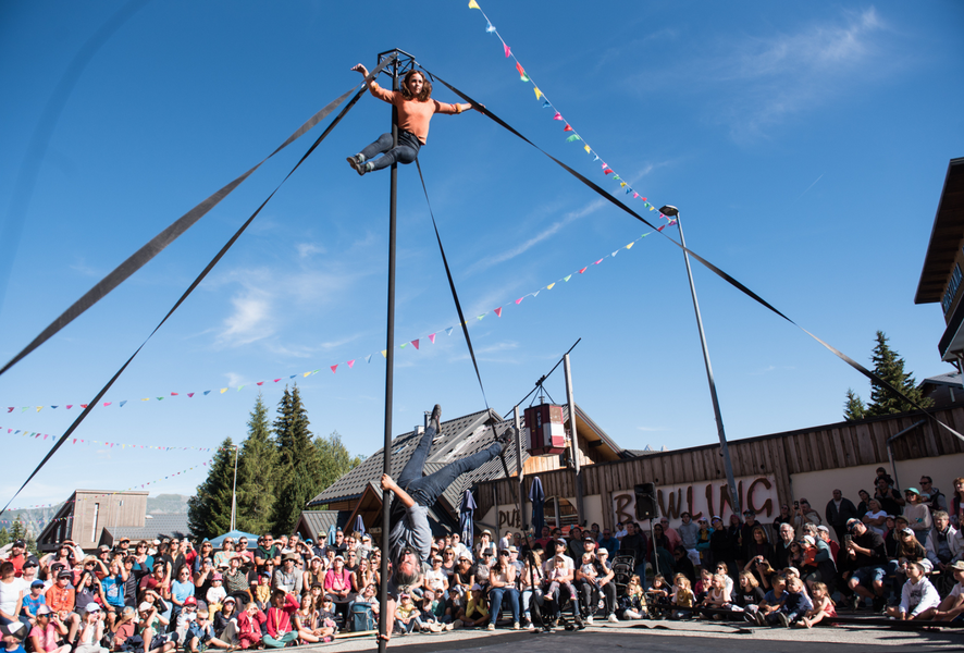 Festival le Spectacle Est Dans La Rue