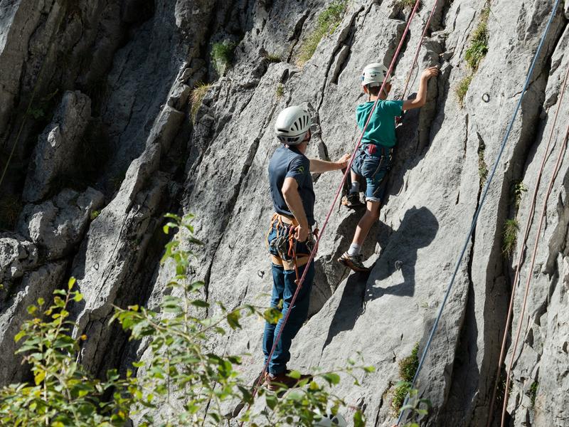 Climbing multi-day course with the Guides Office