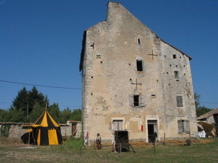 Journée européennes du Patrimoine : Découvrez les trésors du Logis médiéval de Tessé.