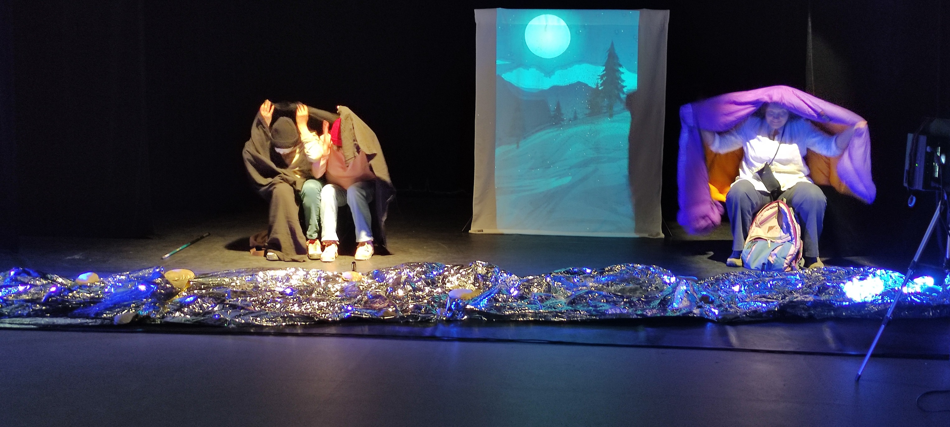 Spectacle théâtral "DURANCES, la vie nous met en pièces"