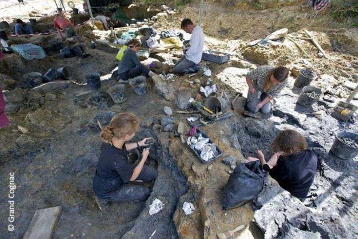 JEP | Conférence « Dernières nouvelles des dinosaures charentais » par Jean-François Tournepiche