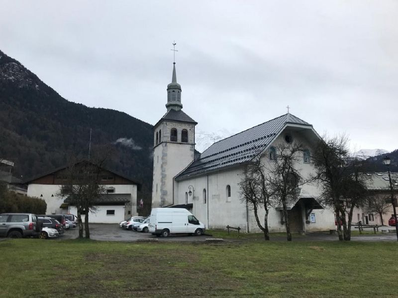 Parking église Servoz