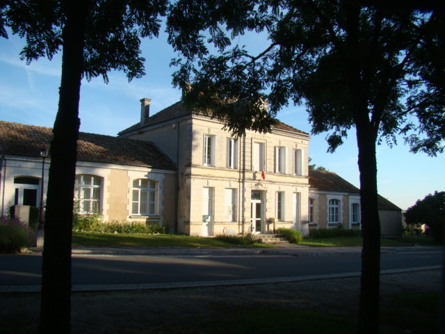 Mairie de Rioux-Martin