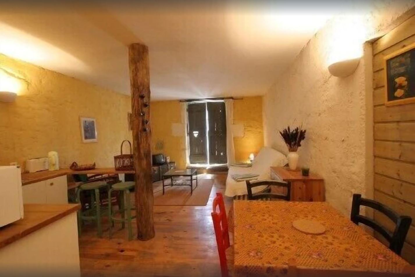 Laure de Noves - photo 3