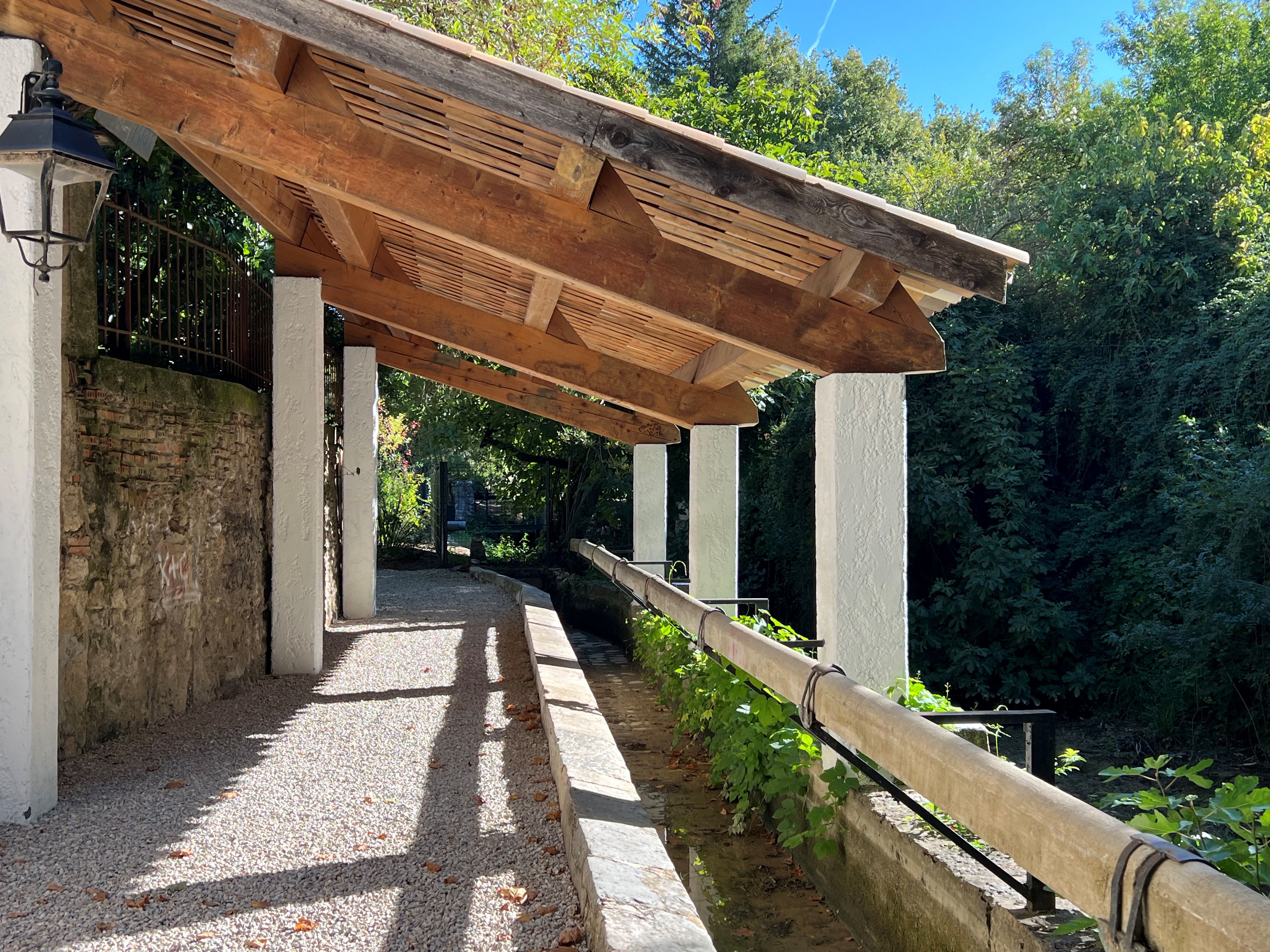 Le Lavoir, Saint-Zacharie - photo 2