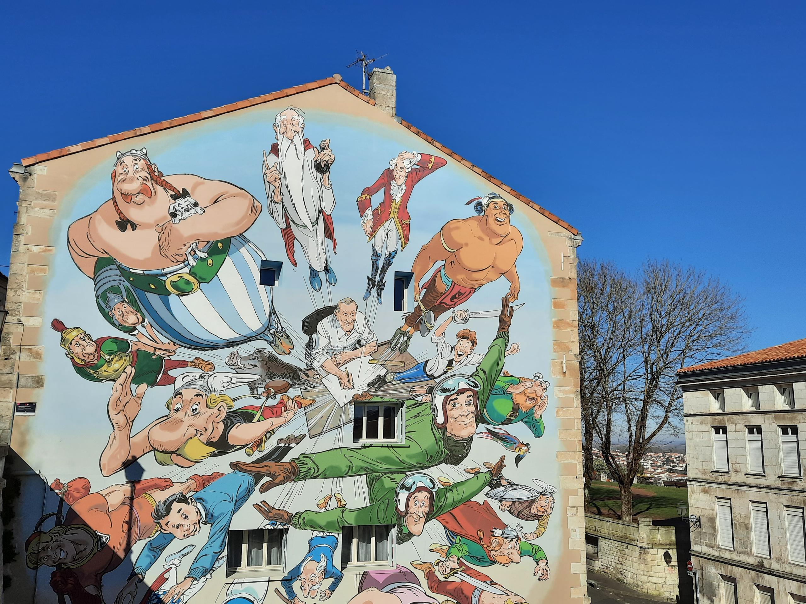 Visite express - Mur peint "Le cosmos d'Uderzo"