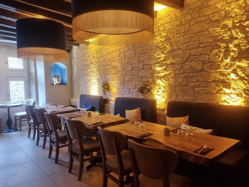 La Bellissima - Crémieu - Balcons du Dauphiné - Nord-Isère - à moins d'une heure de Lyon