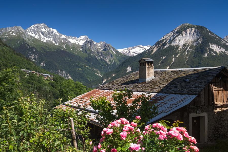 Vue sur Grand bec depuis Lachenal - Bozel