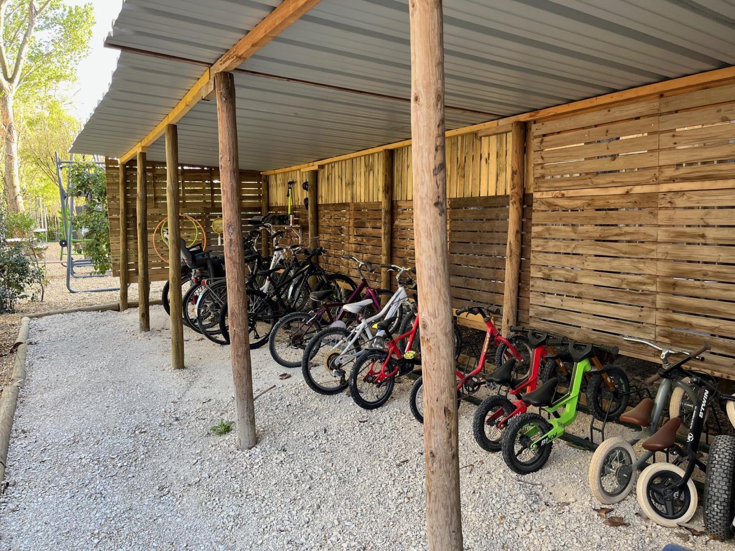 Mas des Pampres, Cabannes - photo 3