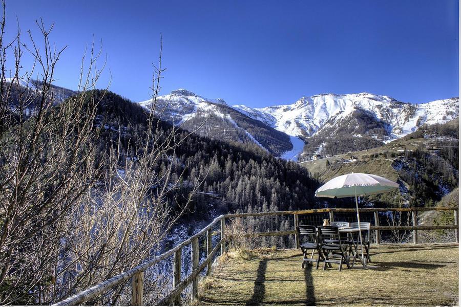 Gîte L'Oustal n°2-Jardin Terrasse-Auron-Gîtes de France Alpes-Maritimes