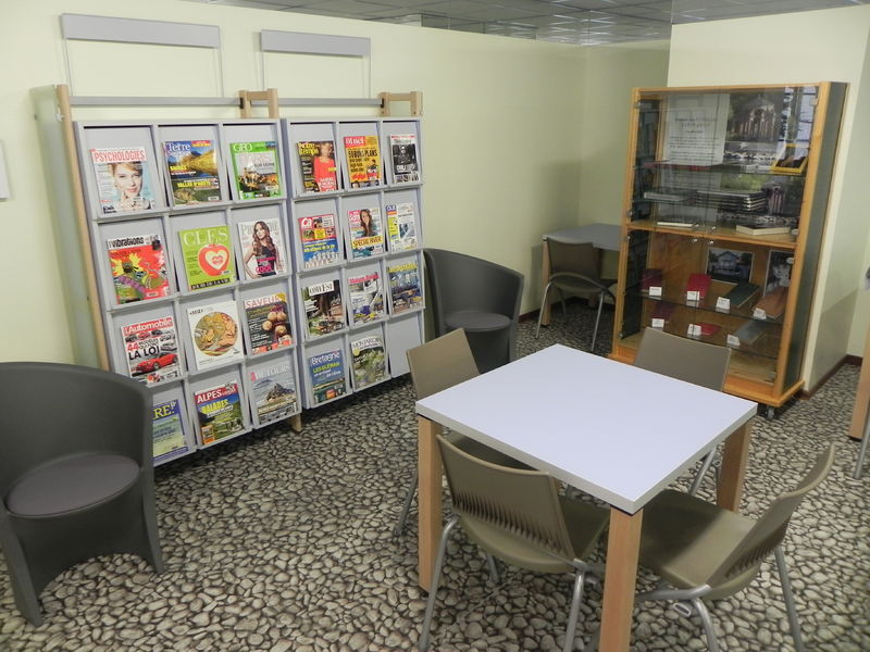 Médiathèque Anna de Noailles