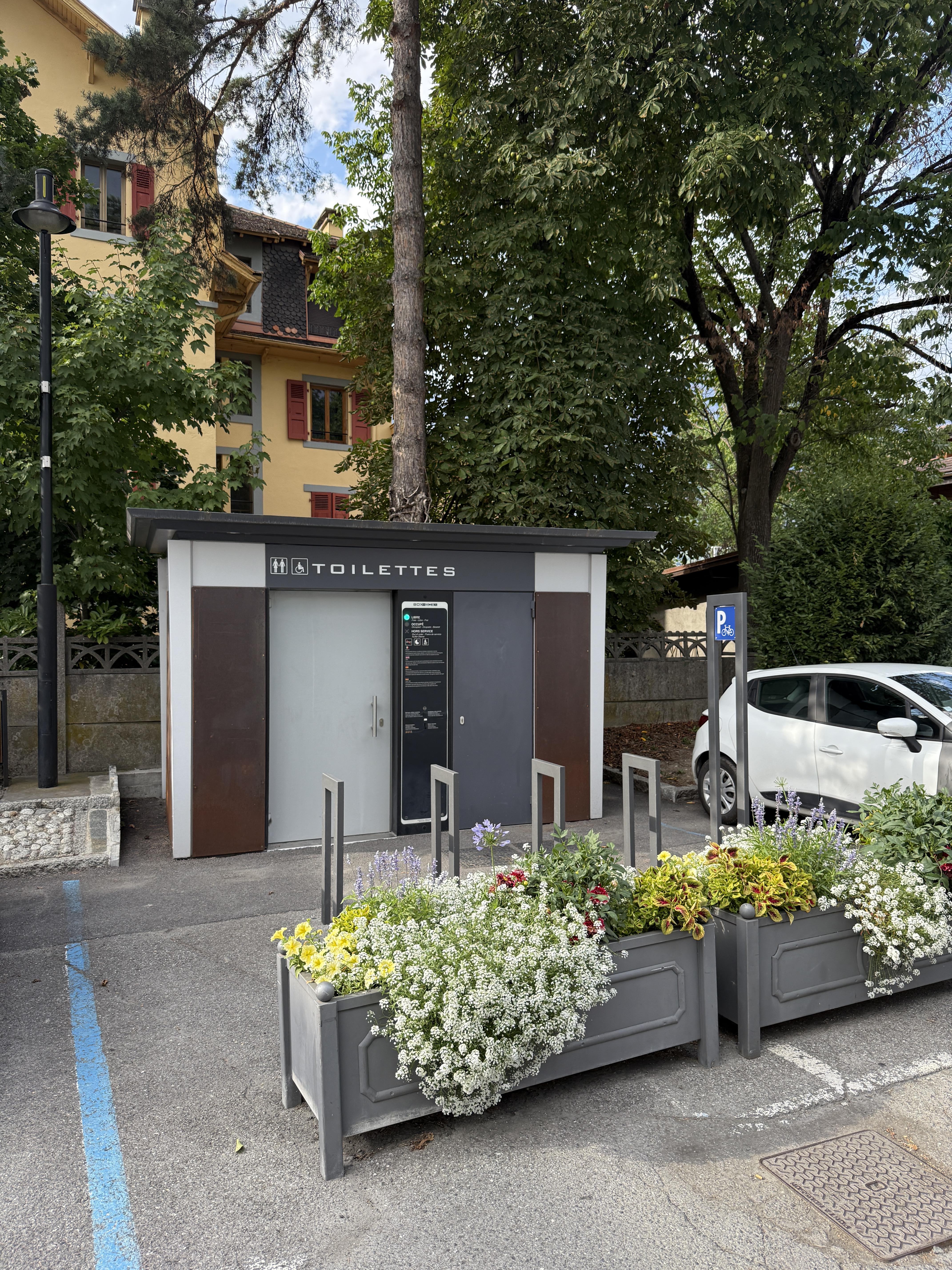 Borne de recharge - Parking de la Patinoire