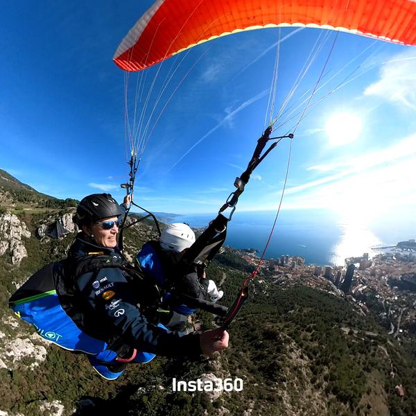 Vol en parapente sur la côte d'Azur