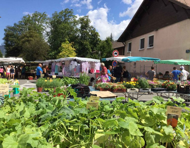 Marché de Faverges le mercredi matin