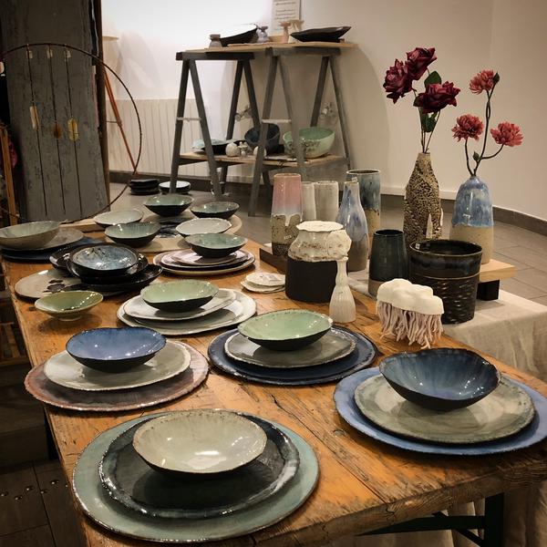 objets utilitaires en grès ou porcelaine, sculptures 