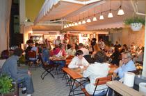 Nature Café,  en soirée