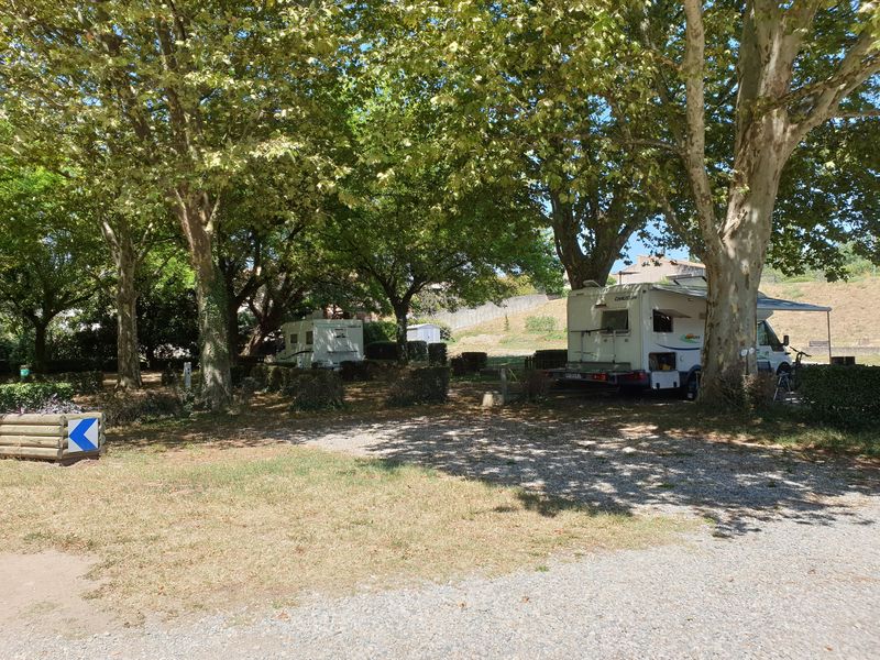 Aire CAMPING-CAR PARK de La Roche de Glun