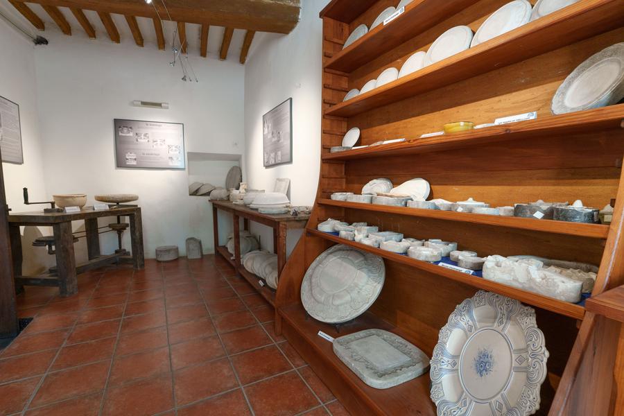 Musée des Faïences_Varages