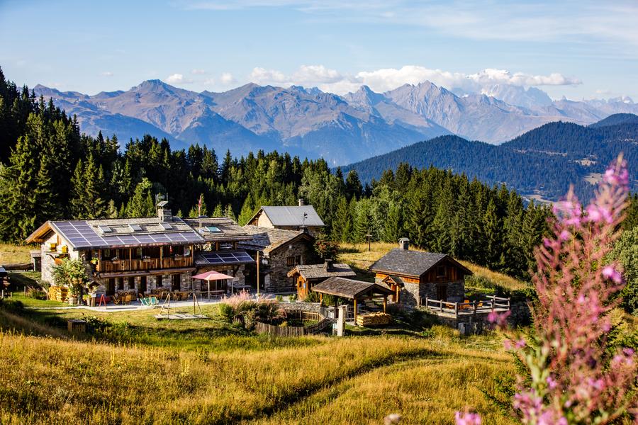 R12 - LA TRAIE PAR LES GRANDES ARCOSSES_Méribel