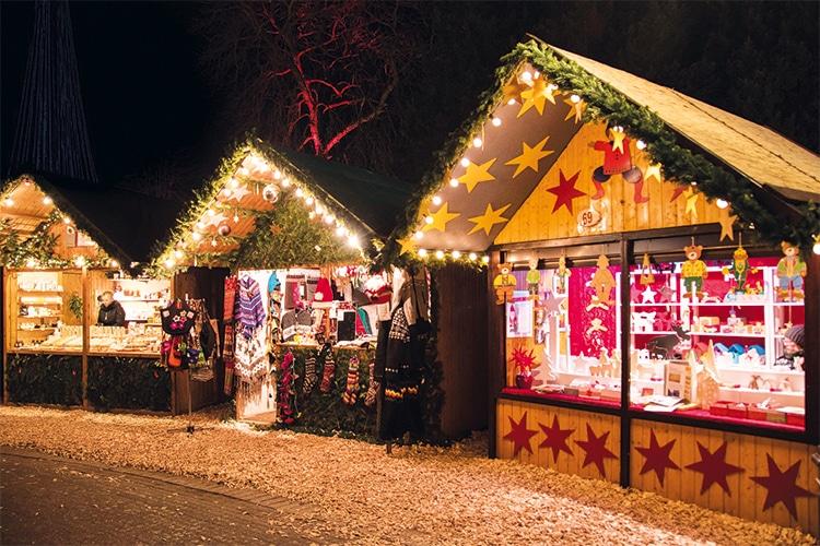 Photo des chalets du Marché de Noël de Villiers sur Marne 
