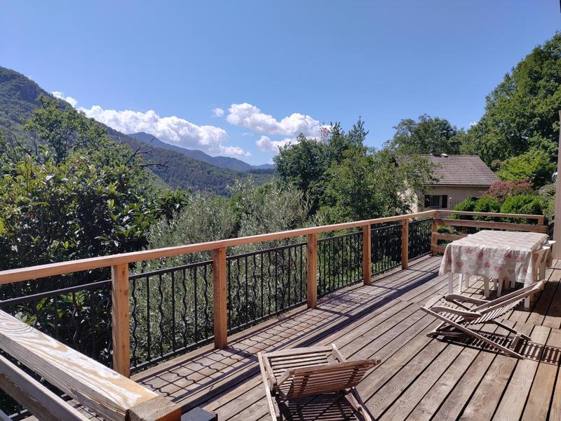Terrasse - Gîte Les Grillons-Belvédère - Gîtes de France des Alpes-Maritimes