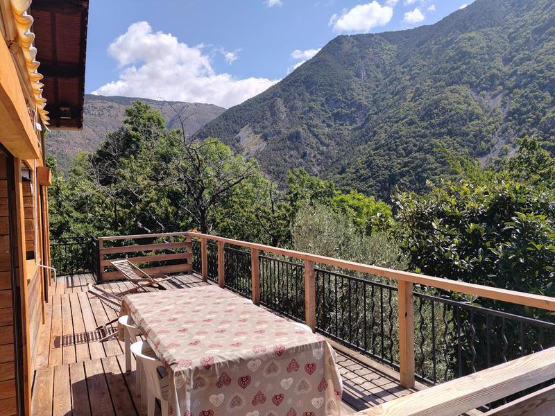 Terrasse - Gîte Les Grillons-Belvédère - Gîtes de France des Alpes-Maritimes
