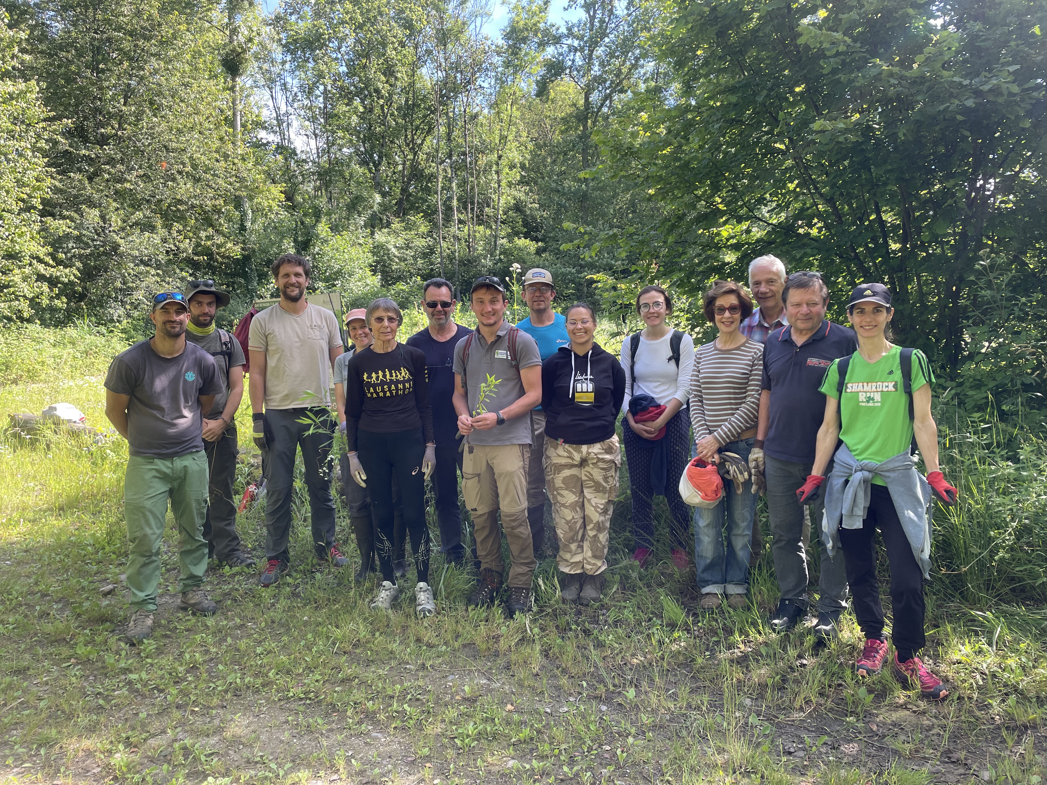 Chantier participatif au marais de Prodon_Divonne-les-Bains