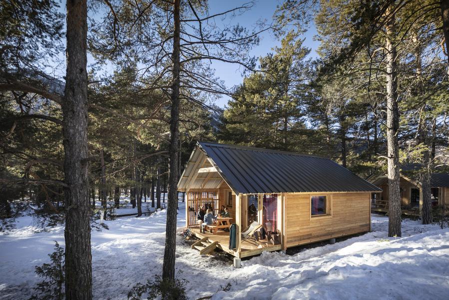 Les Chalets Huttopia des Monts Jura_Divonne-les-Bains