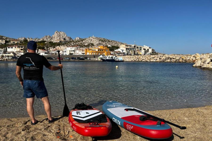 Stand-Up Paddle dans les Calanques de Marseille