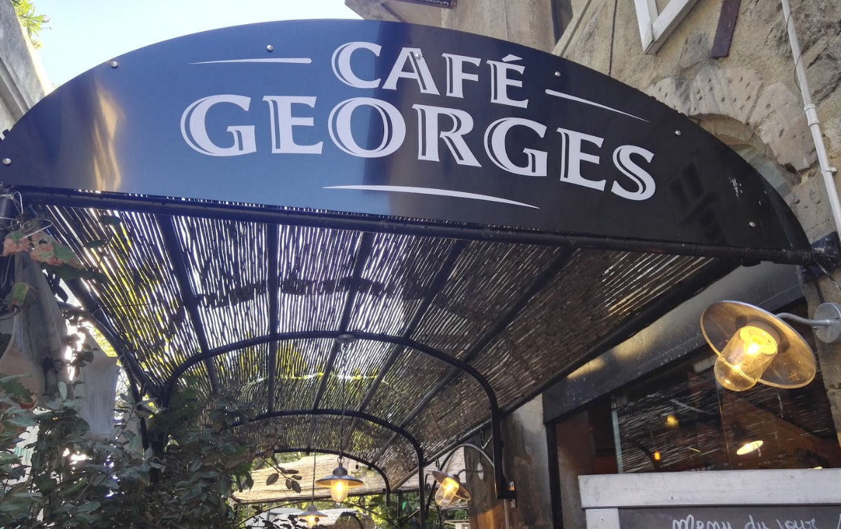 Café Georges  France Provence-Alpes-Côte d'Azur Bouches-du-Rhône Arles 13200