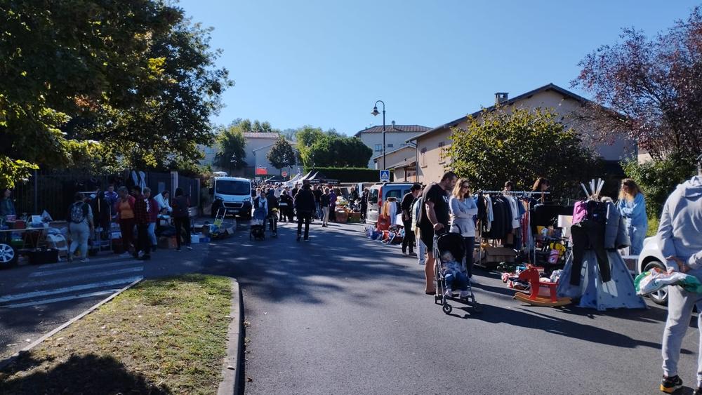 http://30ème%20Brocante%20du%20Formans