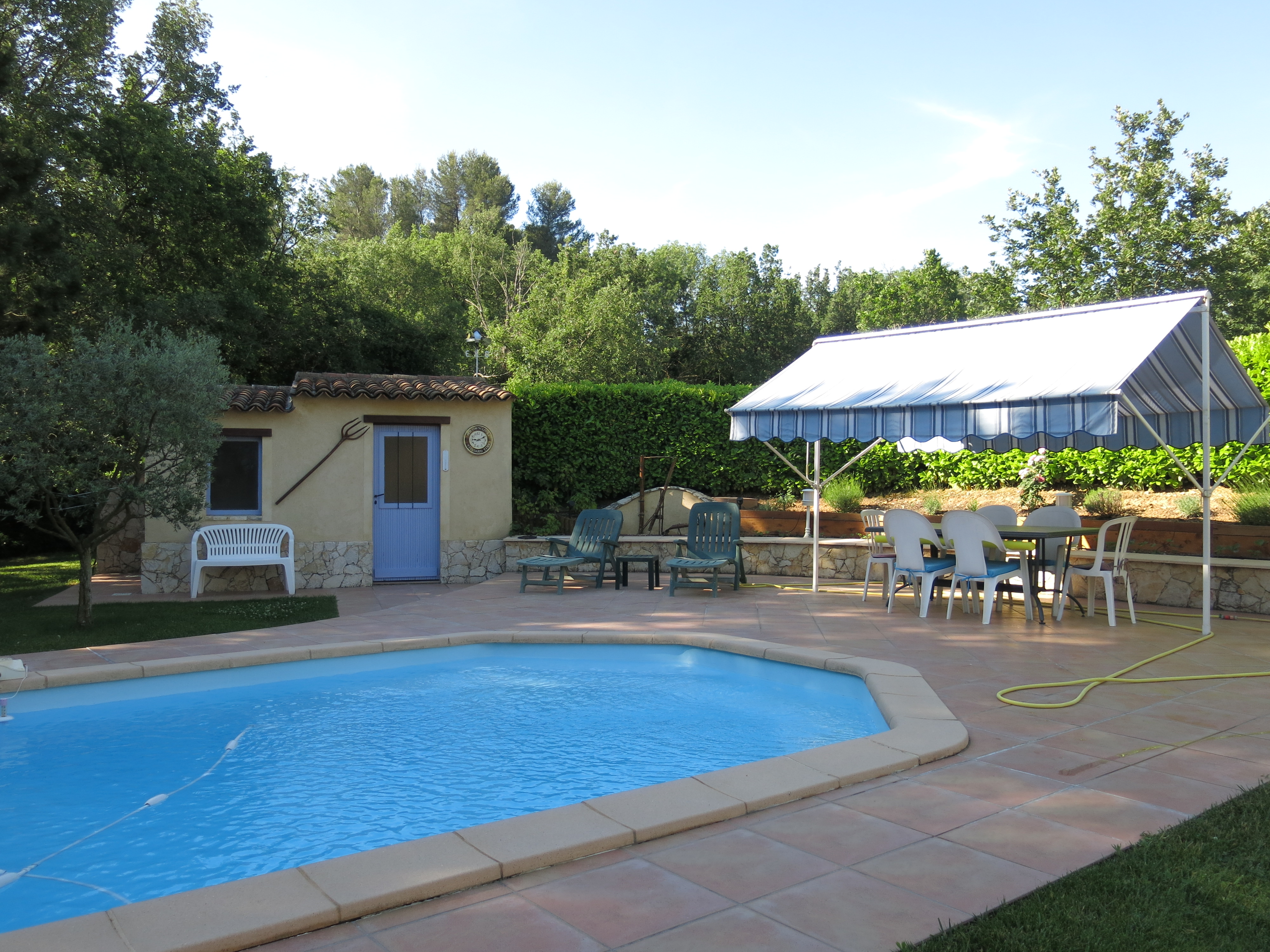 L'Amistat, Trets - photo 4