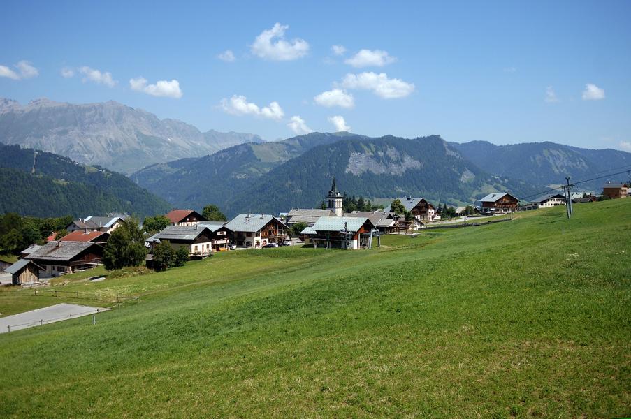 Village de Crest-Voland en été