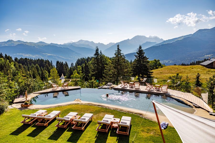 R12 - LA TRAIE PAR LES GRANDES ARCOSSES_Méribel