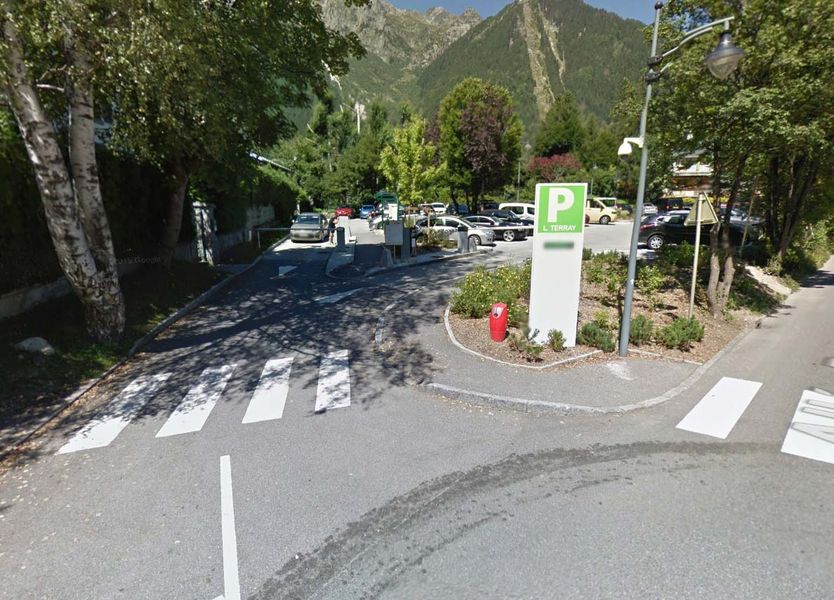 parking lionel terray chamonix