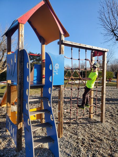 Aire de jeux pour les jeunes enfants