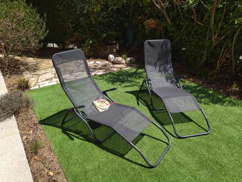 Le Clos-Transats à disposition-Nice-Gîtes de France des Alpes-Maritimes