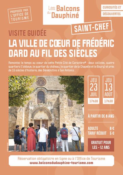 A l'ombre de l'abbatiale, Saint-Chef se dévoile : visite guidée de la ville de coeur de Frédéric Dard au fil des siècles_Balcons du Dauphiné