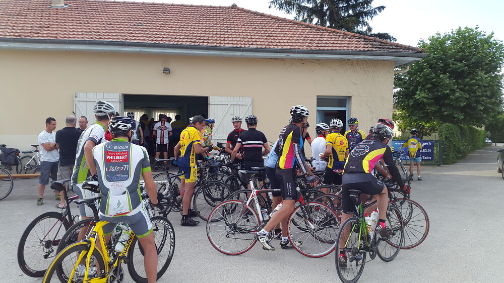 http://Tour%20du%20Montgrimoux%20cycliste