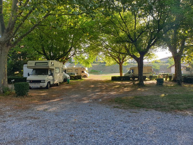 Aire CAMPING-CAR PARK de La Roche de Glun