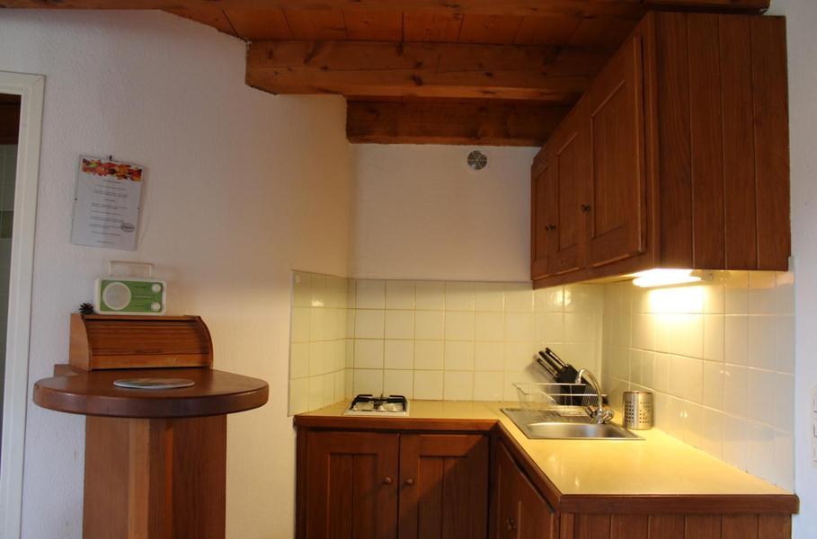Coin-cuisine-Gîte Plateau du Lac n°1-Bairols-Gîtes de France Alpes-Maritimes