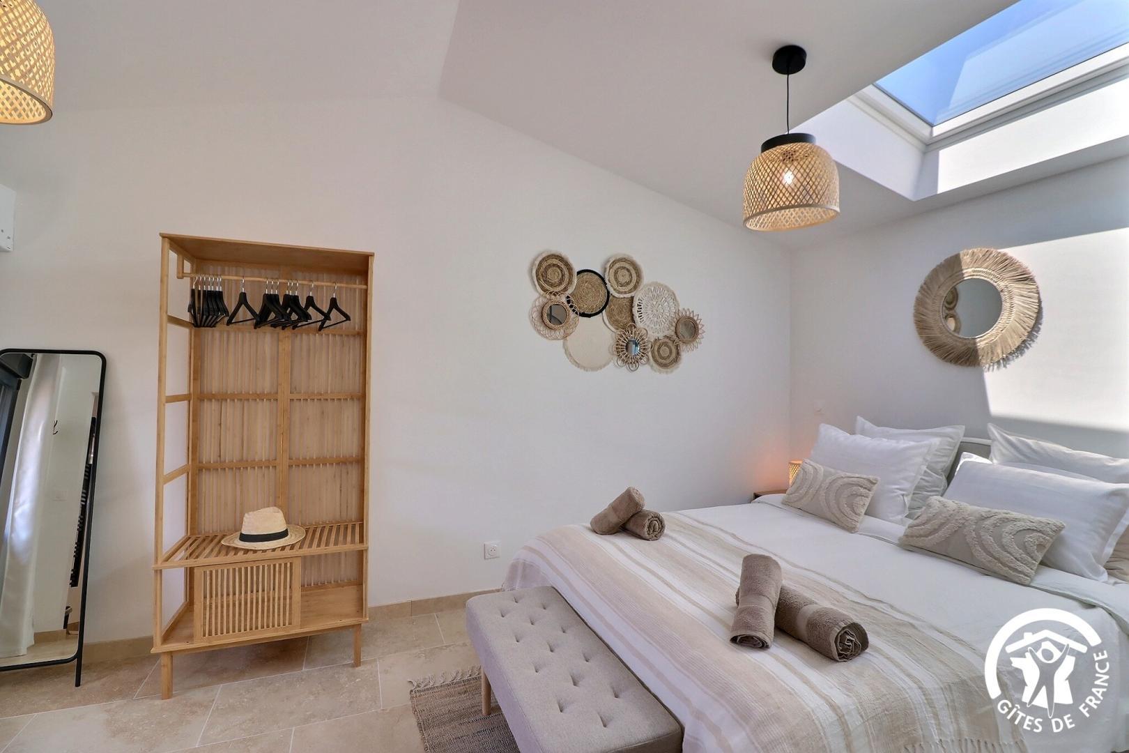 La Pomme de Pin, La Fare-les-Oliviers - photo 13