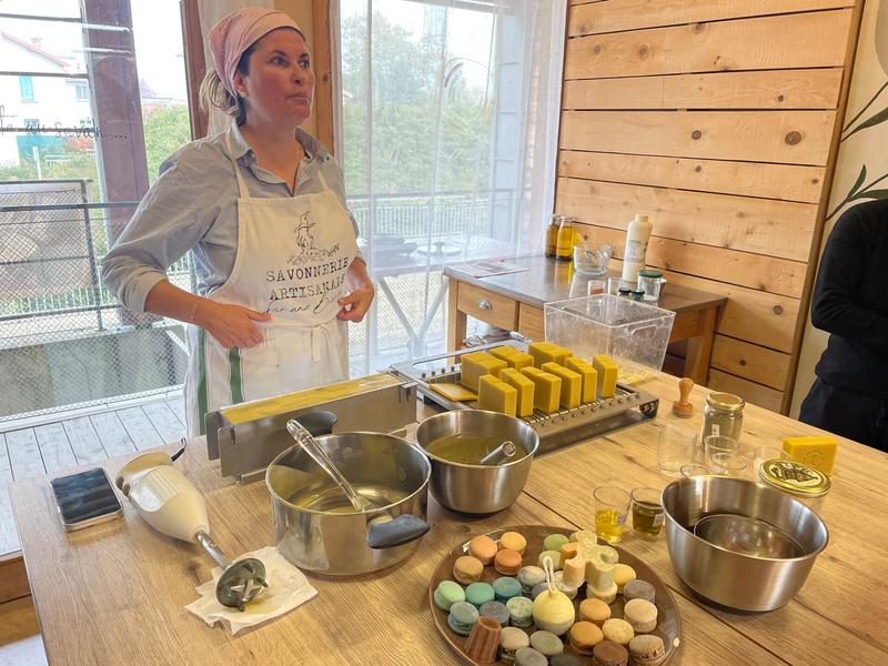 Savonnerie artisanale - Sur une branche_Chazelles-sur-Lyon