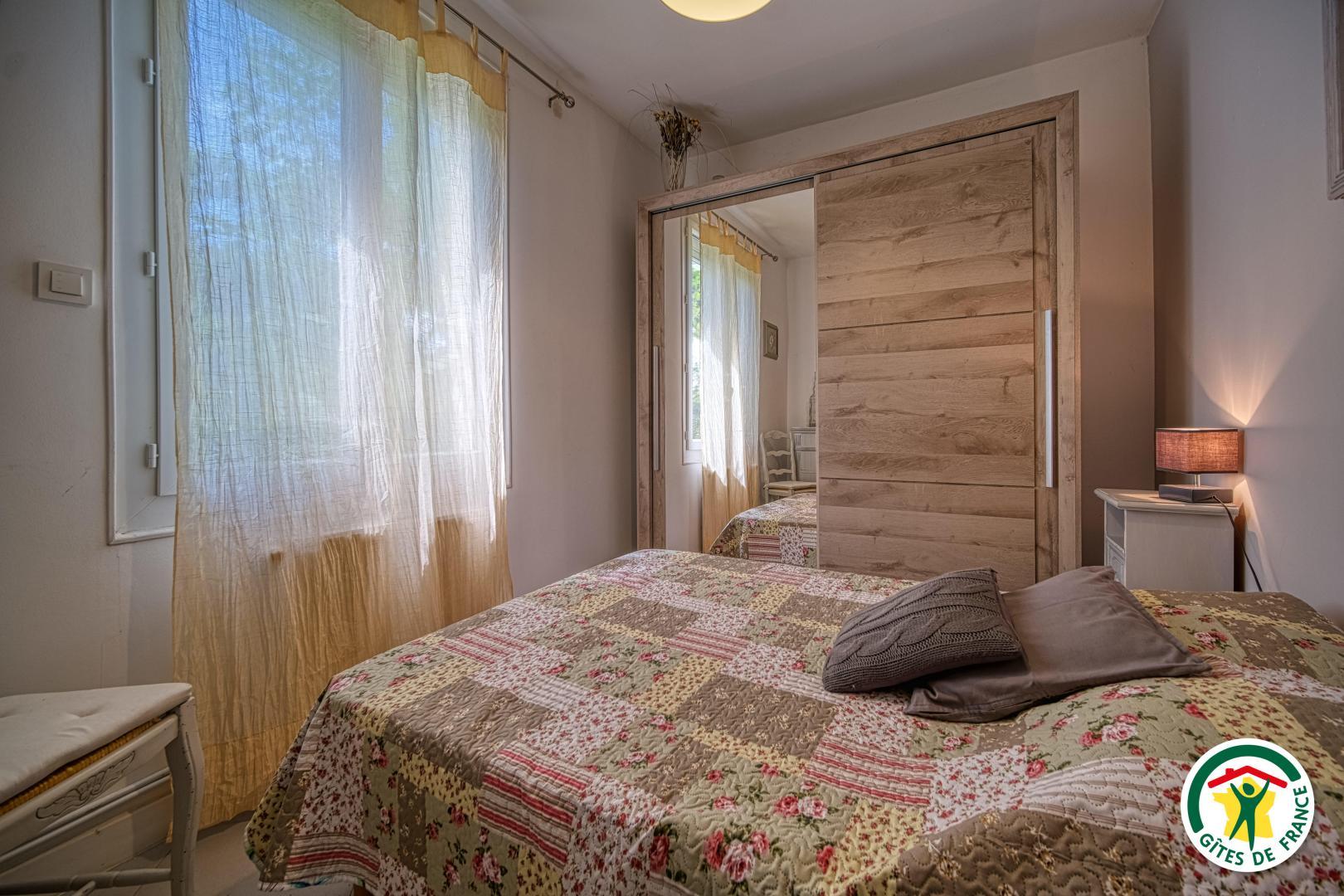 Chambre 2 : lit 1x140